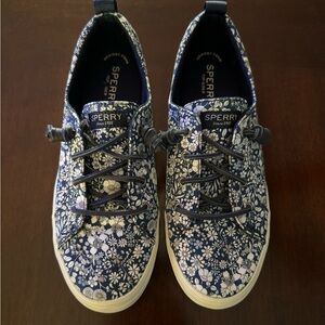 NWOT Sperry Crest Vibe Floral Slip-On Sneaker Size 8